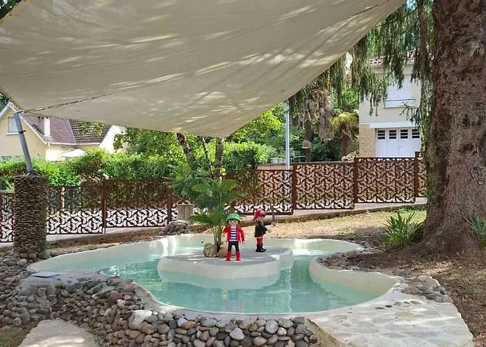 Semesterbostad Mifa - 5 Min Du Centre Avec Piscine Lagon *